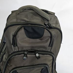 Basecamp Concourse Laptop Backpack, Olive Green Color Men's Backpack.